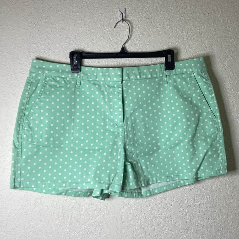 Elle Mint Green Polka Dot Women's Shorts
